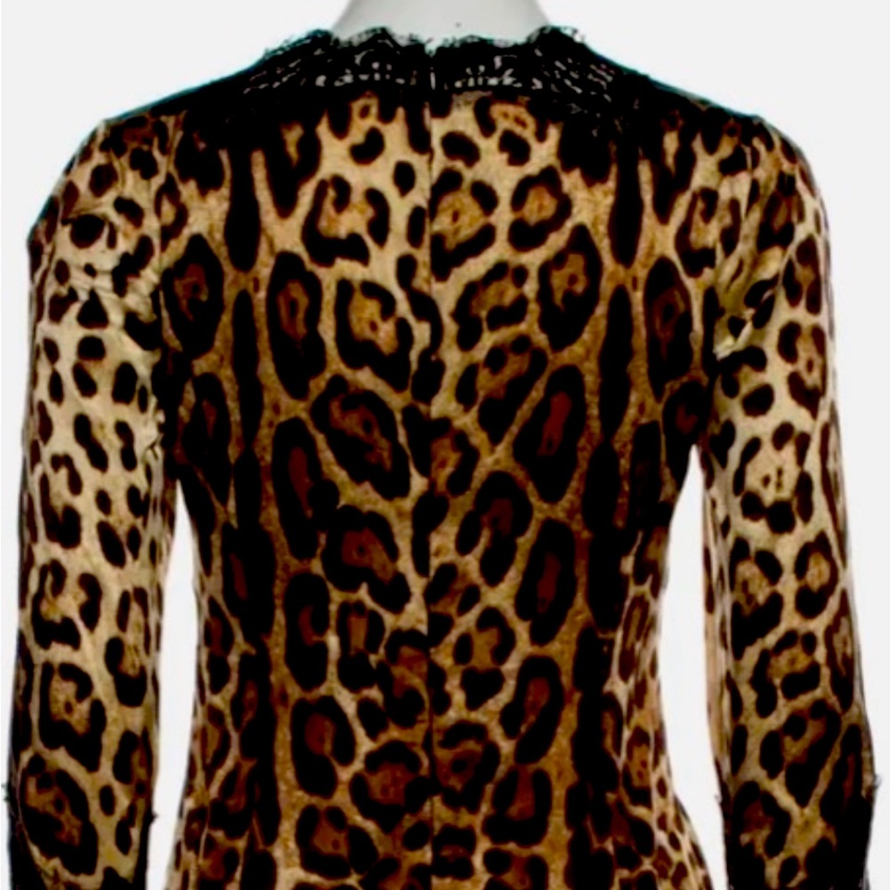 Dolce and Gabanna size 40 animal print top. Great condition